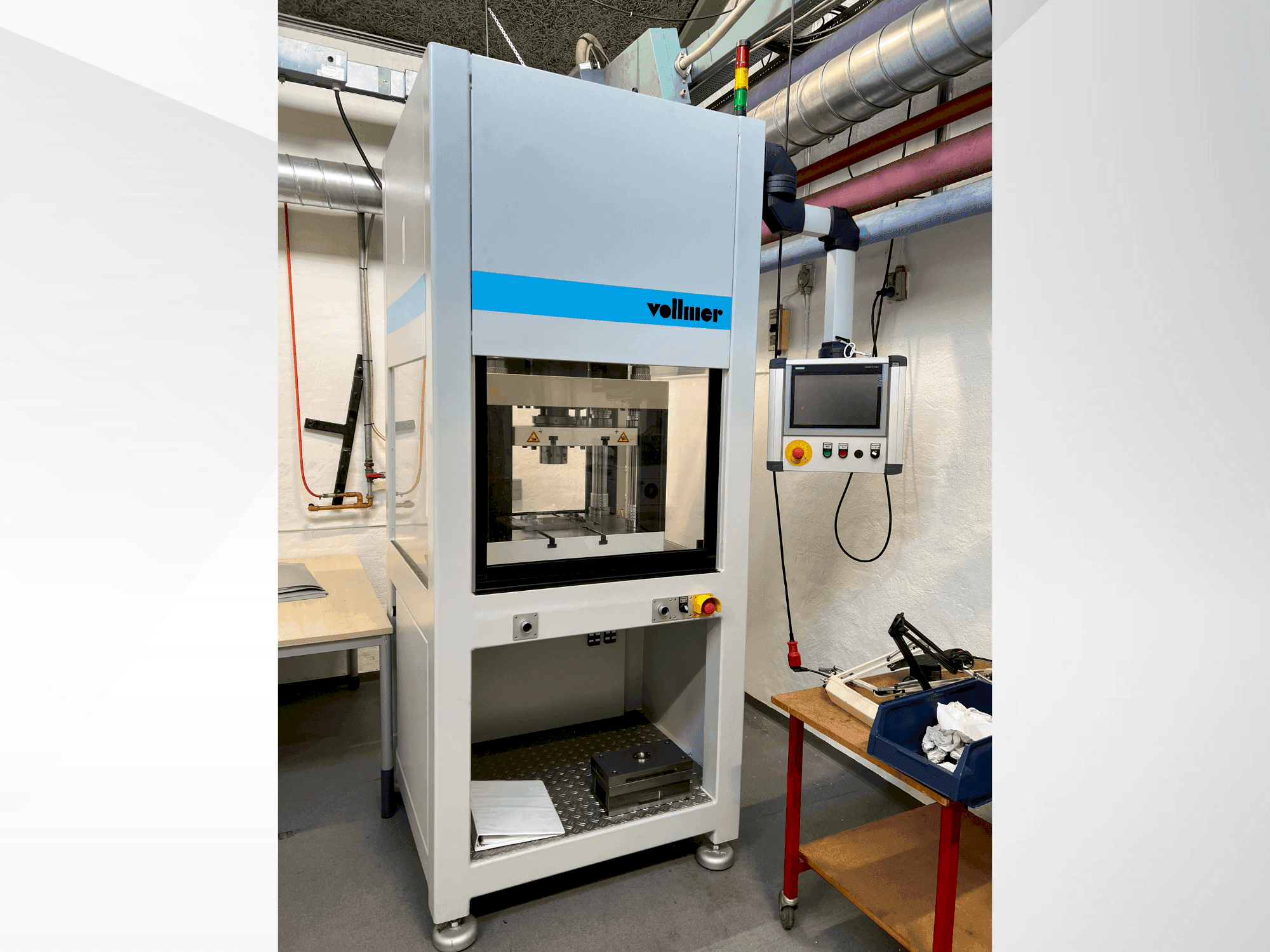 Prikaz  stroja VOLLMER W 2506  sprijeda