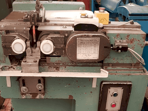 Prikaz  stroja Izpe RSC 100  sprijeda