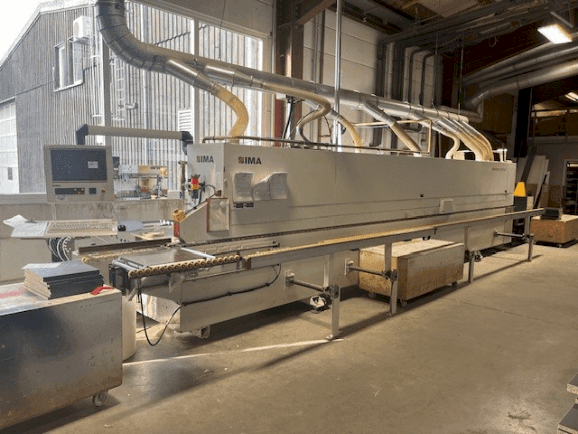 Prikaz  stroja IMA Novimat/Contour/I/G80/700/R3+  sprijeda