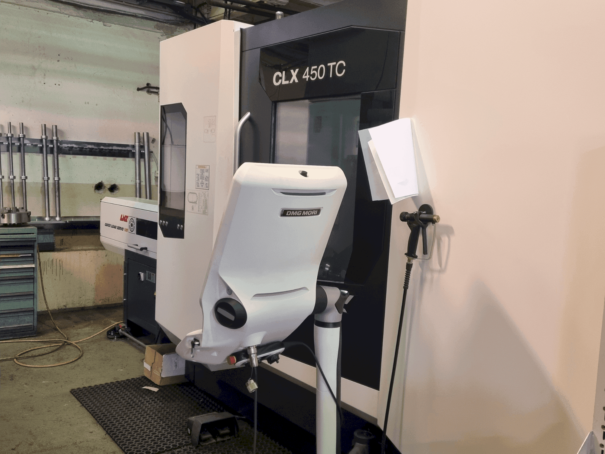 Prikaz  stroja DMG MORI CLX 450 TC  sprijeda