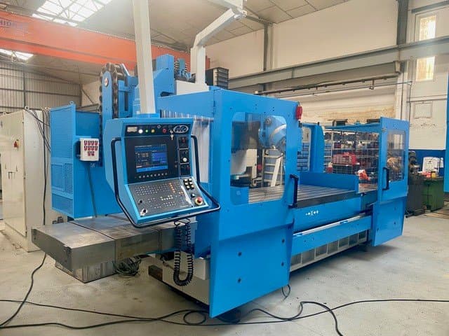 Prikaz  stroja MTE BF 2200  sprijeda