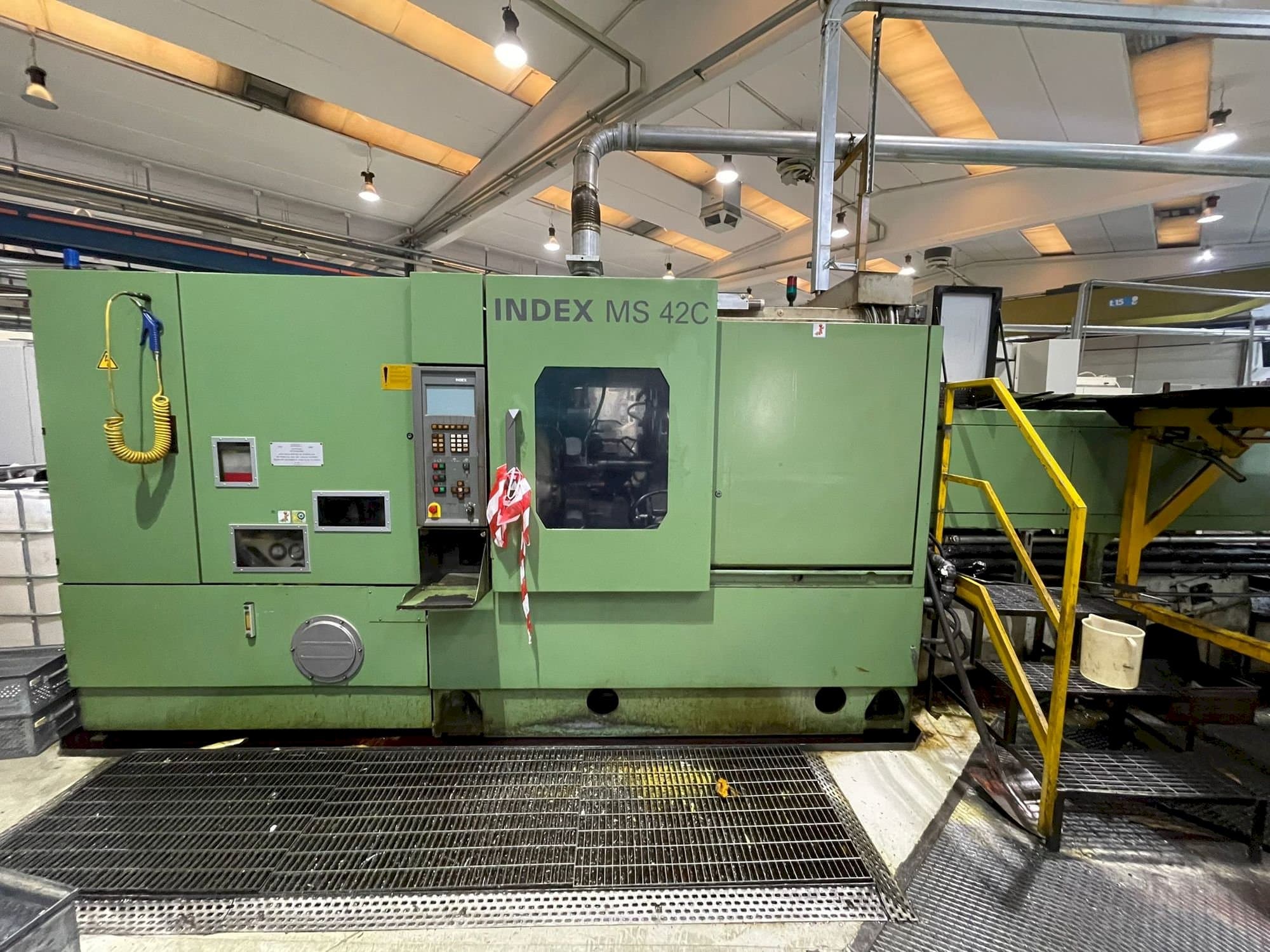 Prikaz  stroja Index MS 42C  sprijeda