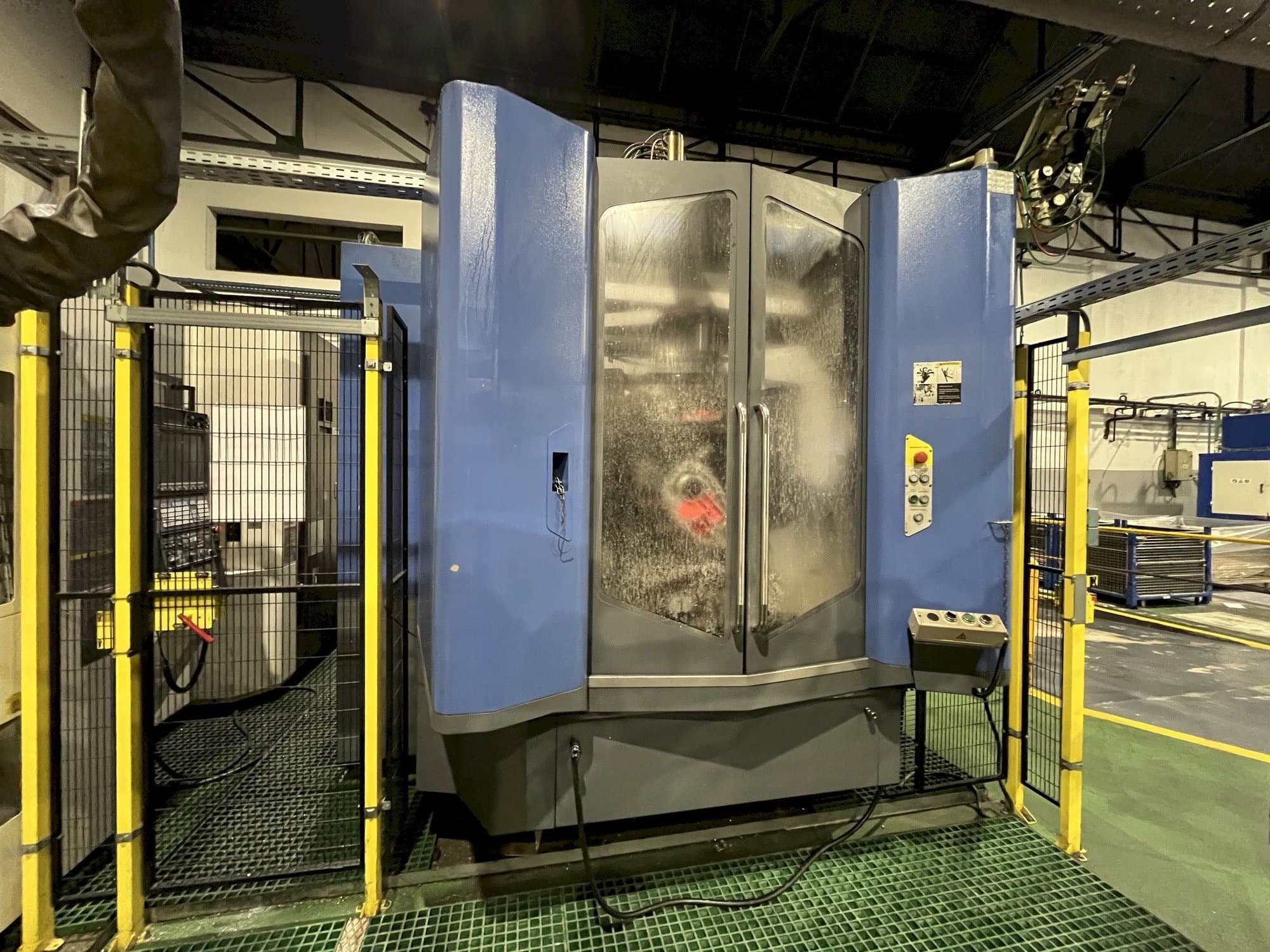 Prikaz  stroja Tongtai HA-500II  sprijeda