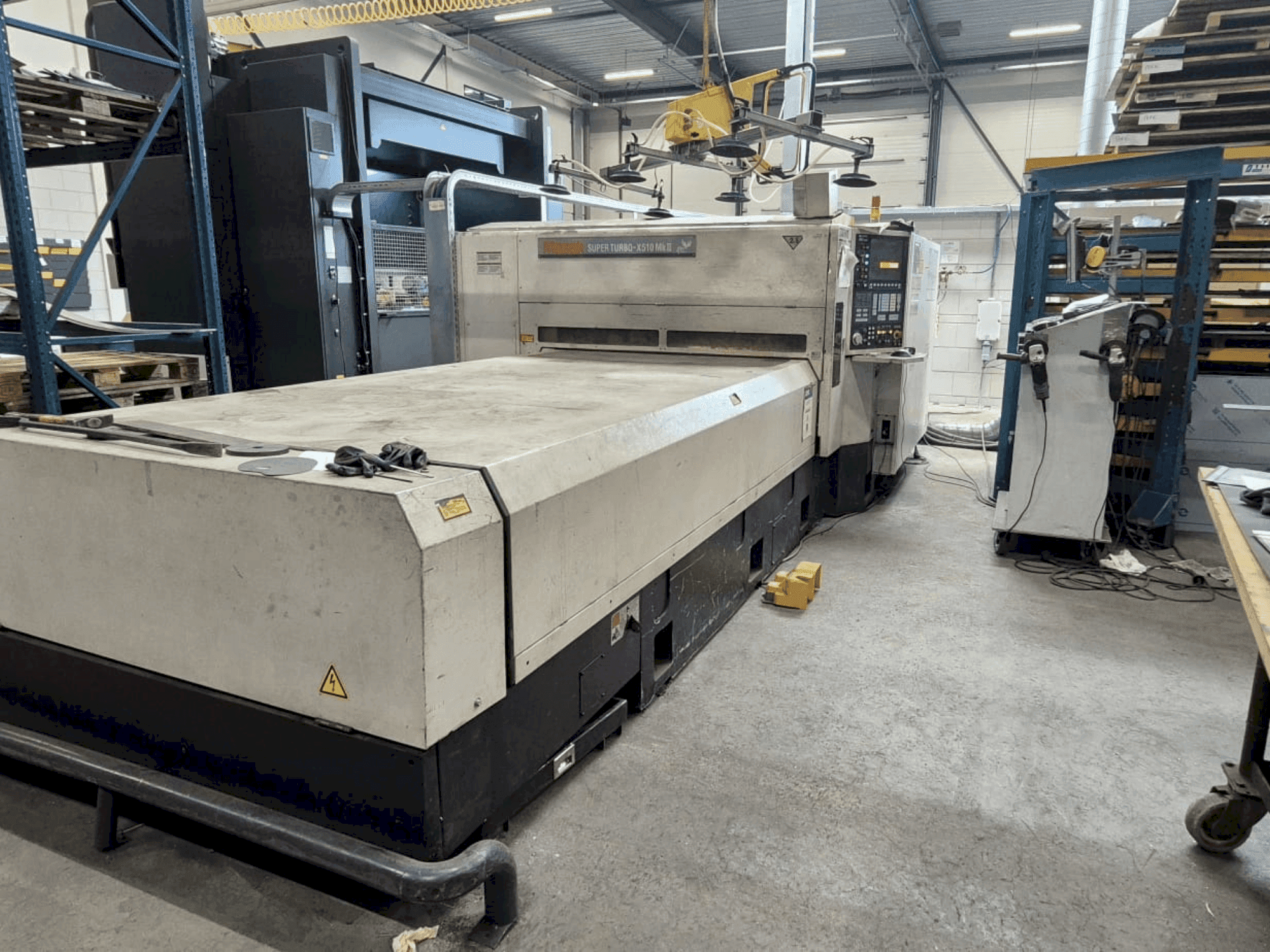 Prikaz  stroja Mazak Super Turbo-X510 Mk II  sprijeda