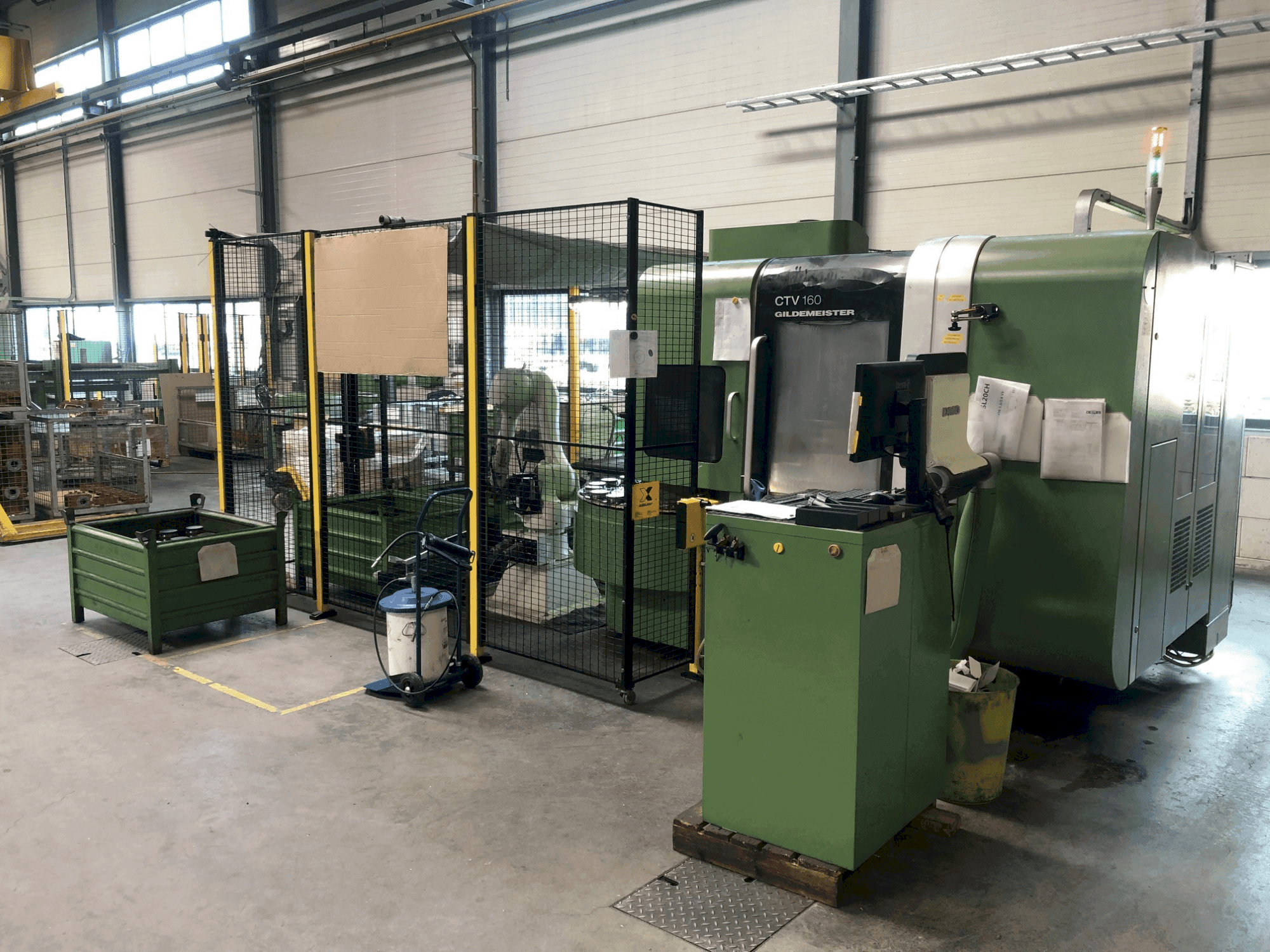 Prikaz  stroja DMG Gildemeister CTV 160  sprijeda