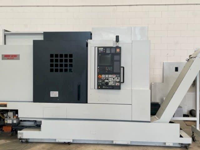 Prikaz  stroja MORI SEIKI NL 3000Y/700  sprijeda