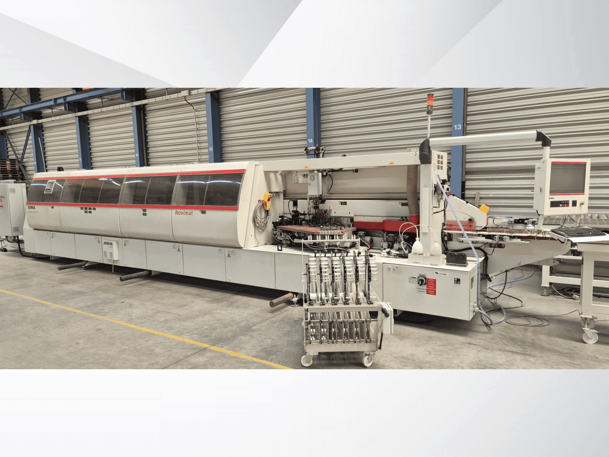 Prikaz  stroja IMA Novimat Concept / I / G80 / 440 / R3  sprijeda