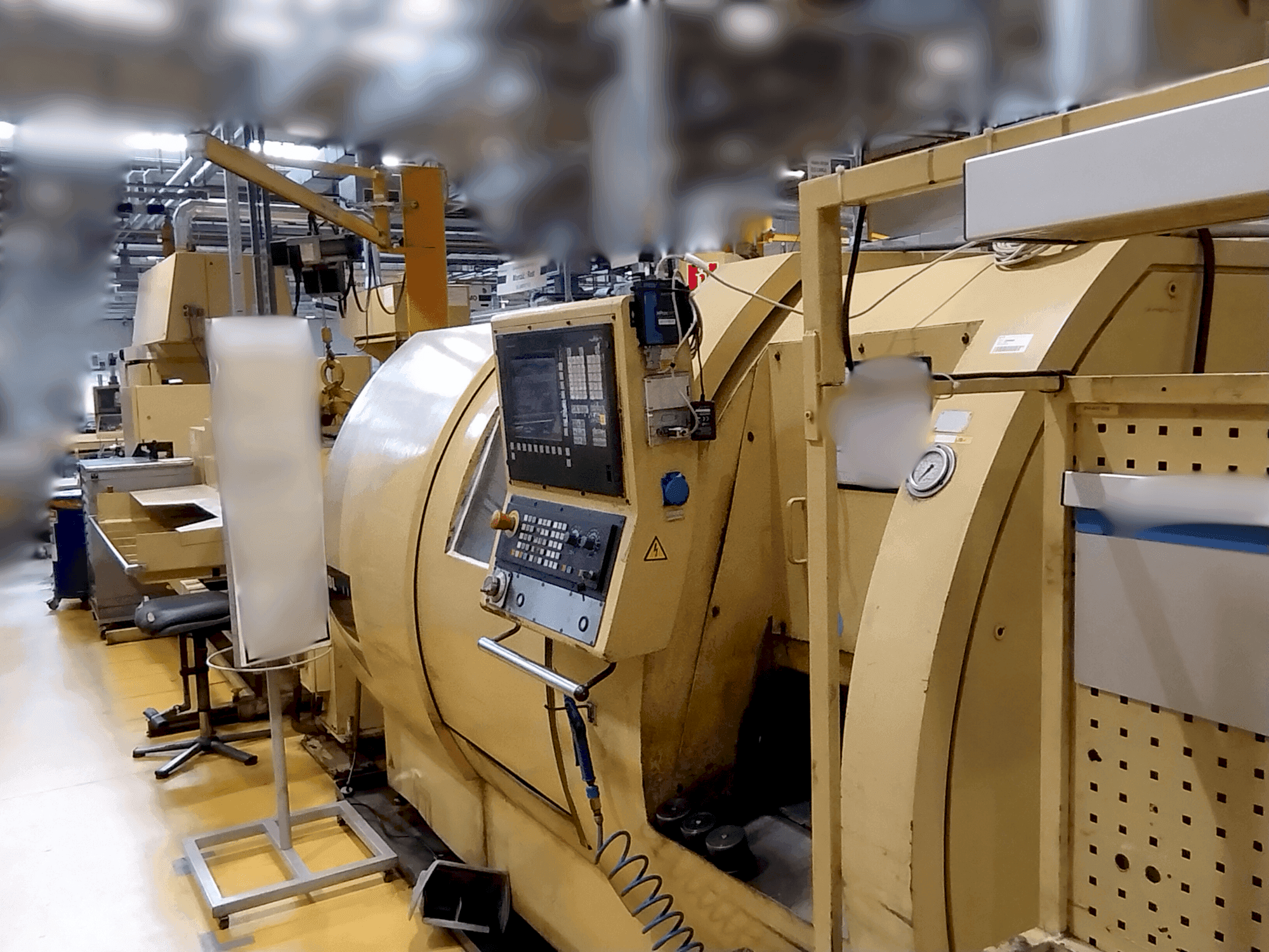 Prikaz  stroja TRENS SBL 500 CNC  sprijeda