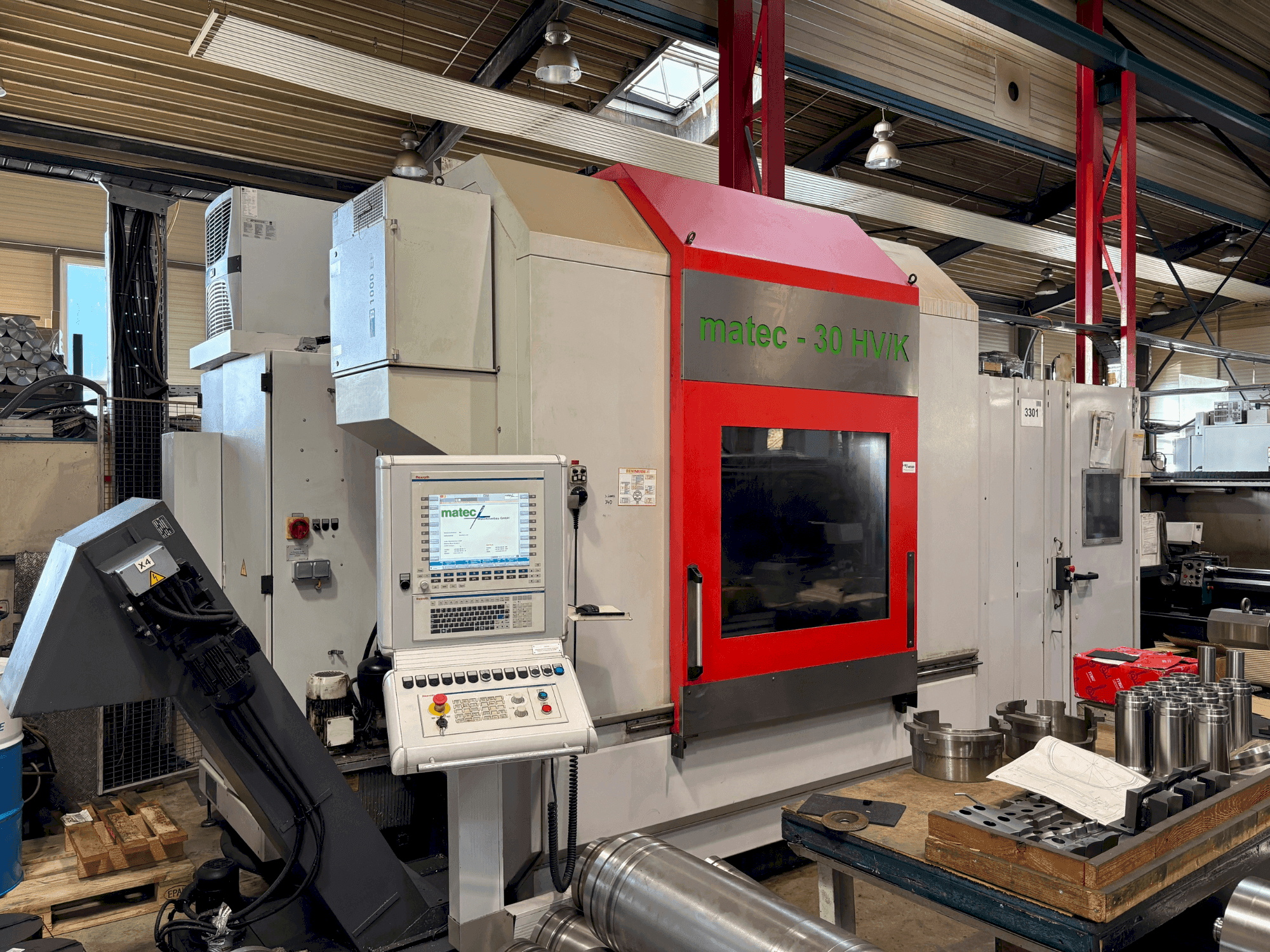 Prikaz  stroja Matec MATEC 30 HV/K  sprijeda