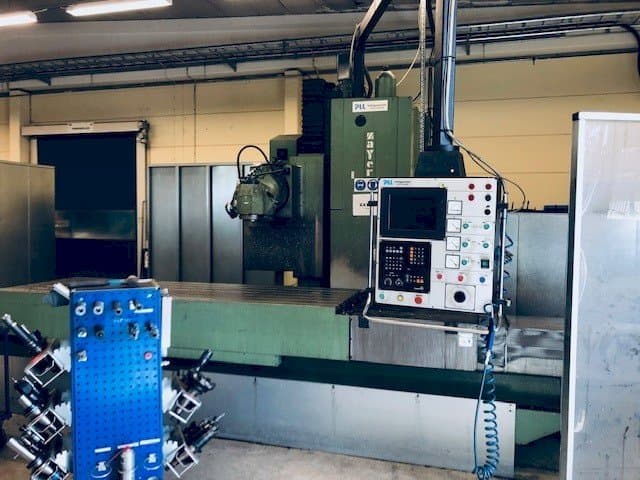 Prikaz  stroja Zayer KF 3000  sprijeda