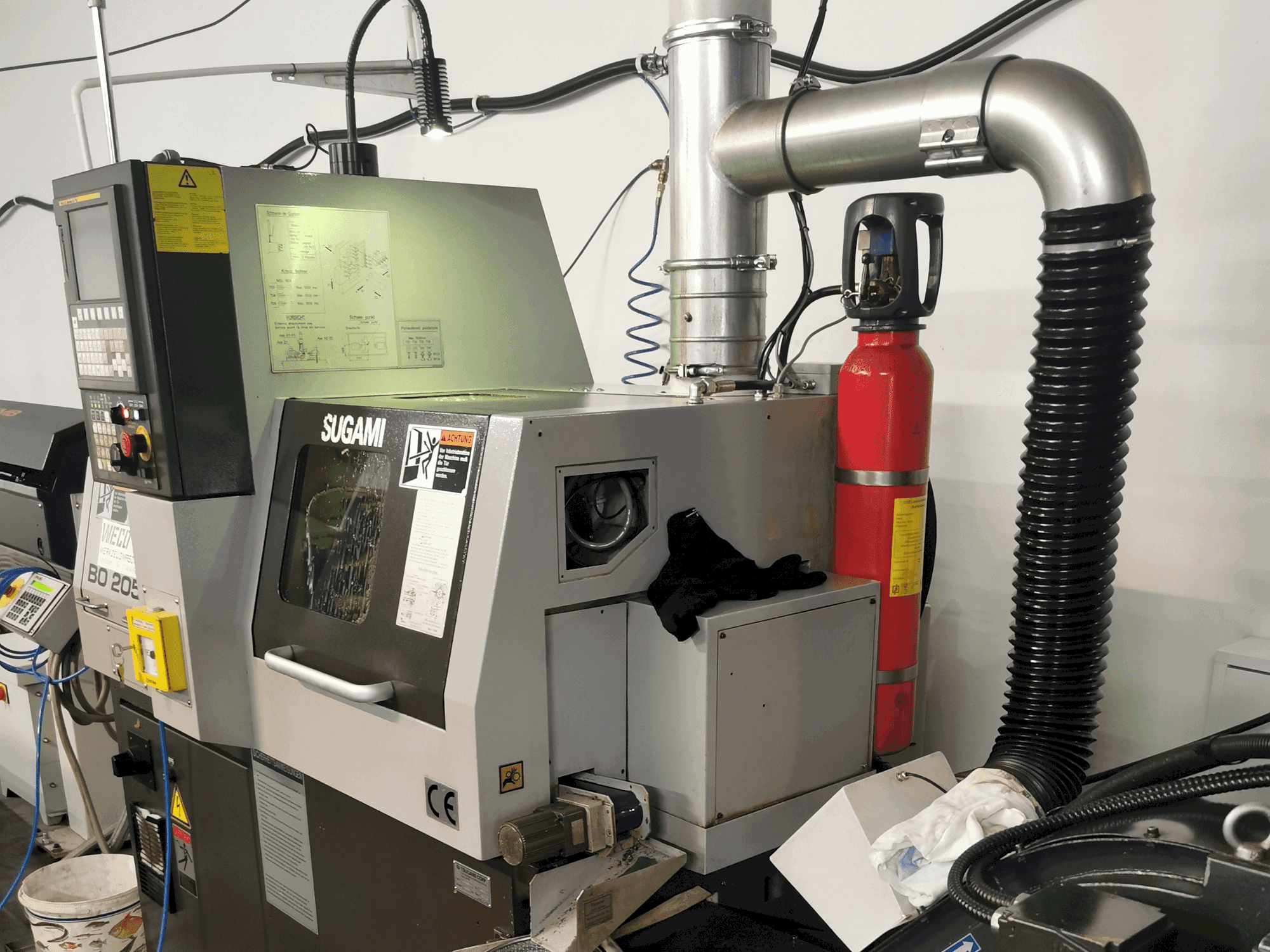 Prikaz  stroja TSUGAMI BO205E  sprijeda