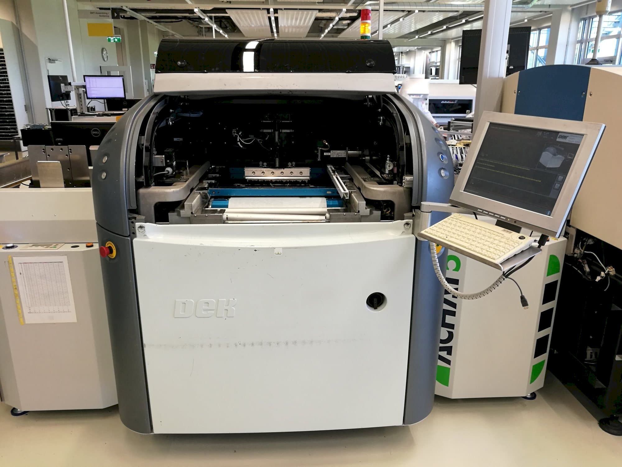 Prikaz  stroja DEK HORIZON 03i X  sprijeda