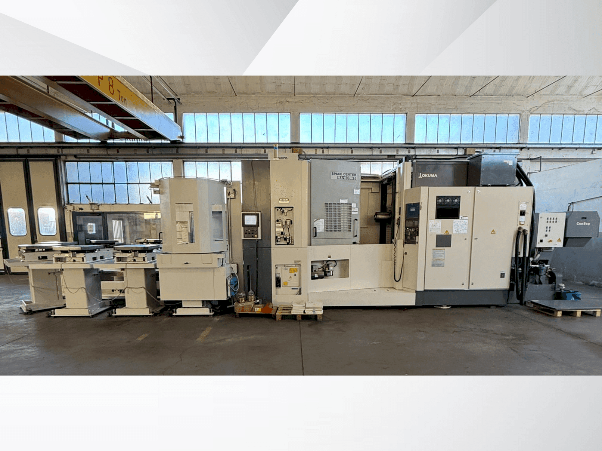 Prikaz  stroja Okuma SPACE CENTER MA-600HB  sprijeda