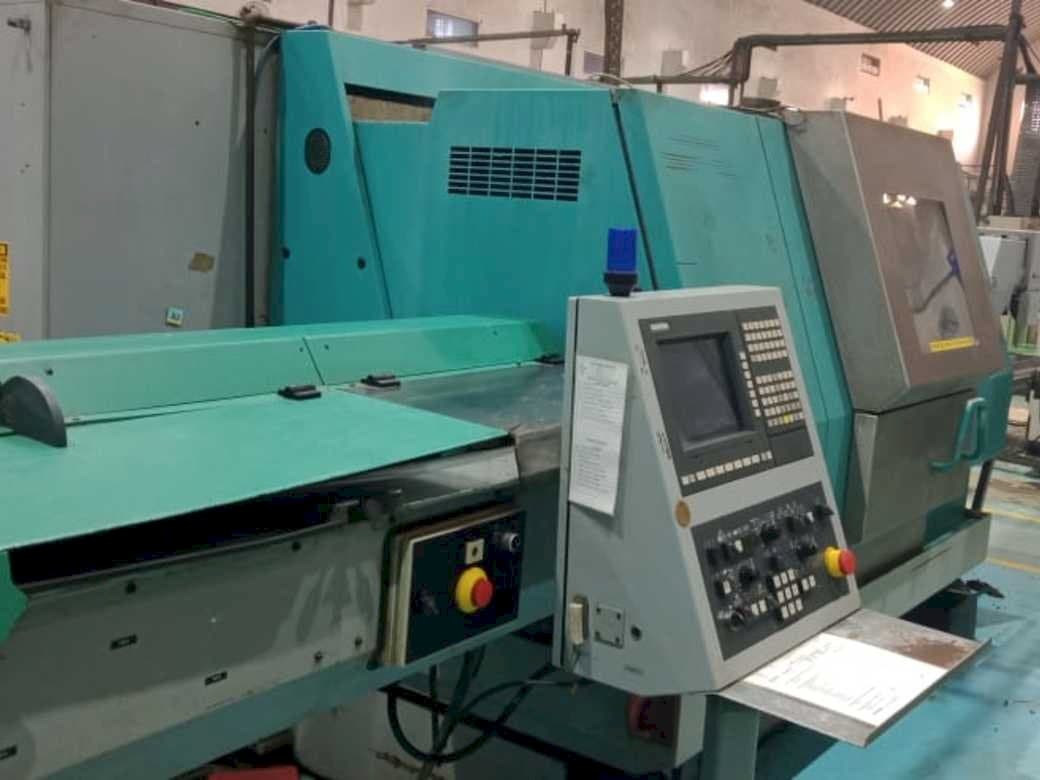 Prikaz  stroja Index G200  sprijeda