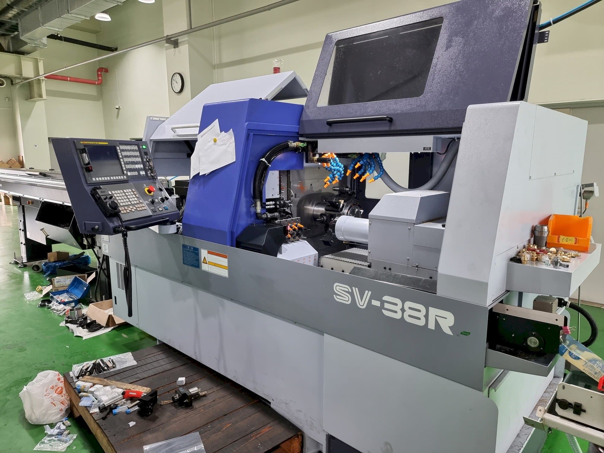 Prikaz  stroja Star SV-38R  sprijeda