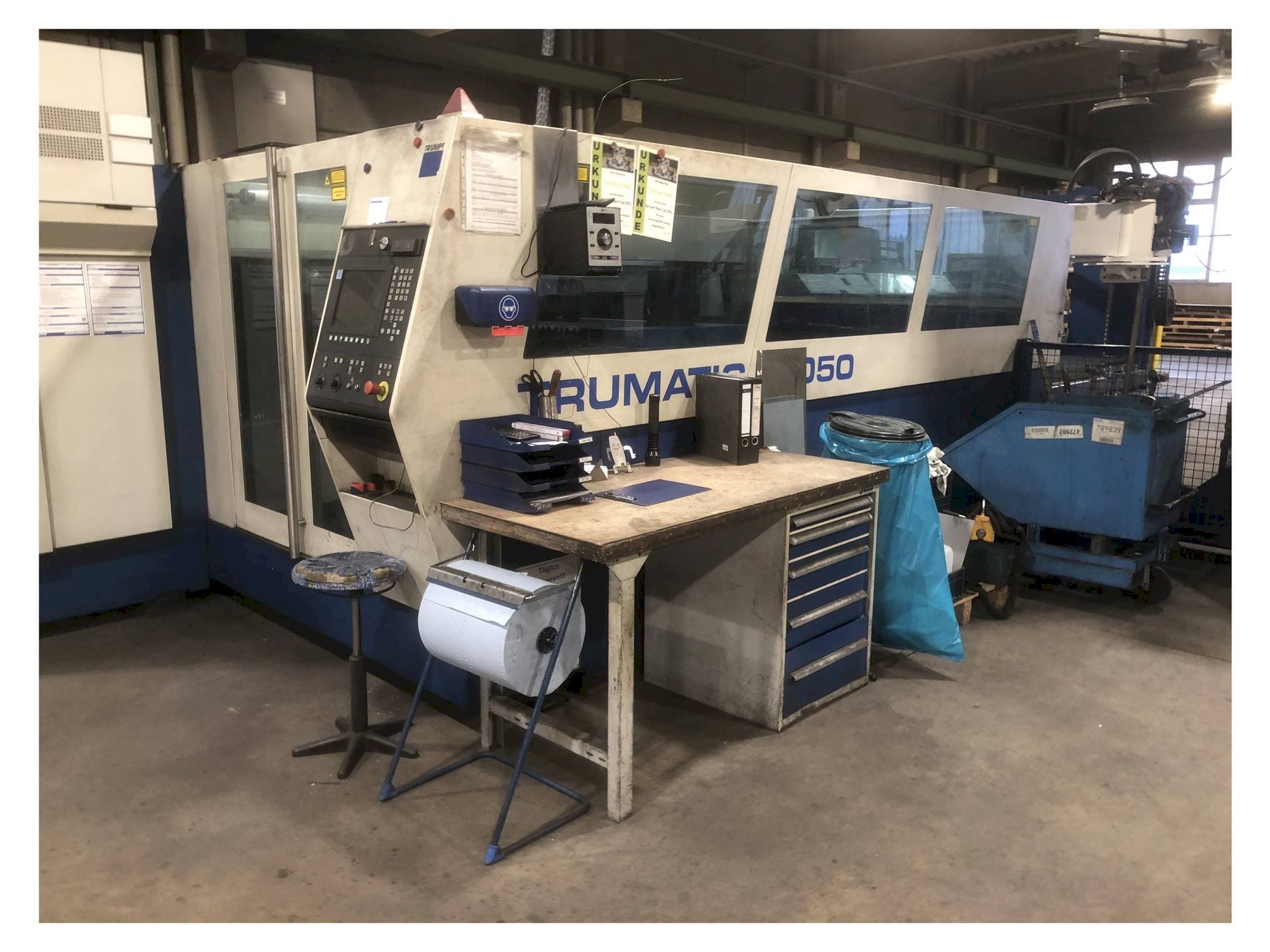 Prikaz  stroja TRUMPF Trumatic L3050  sprijeda
