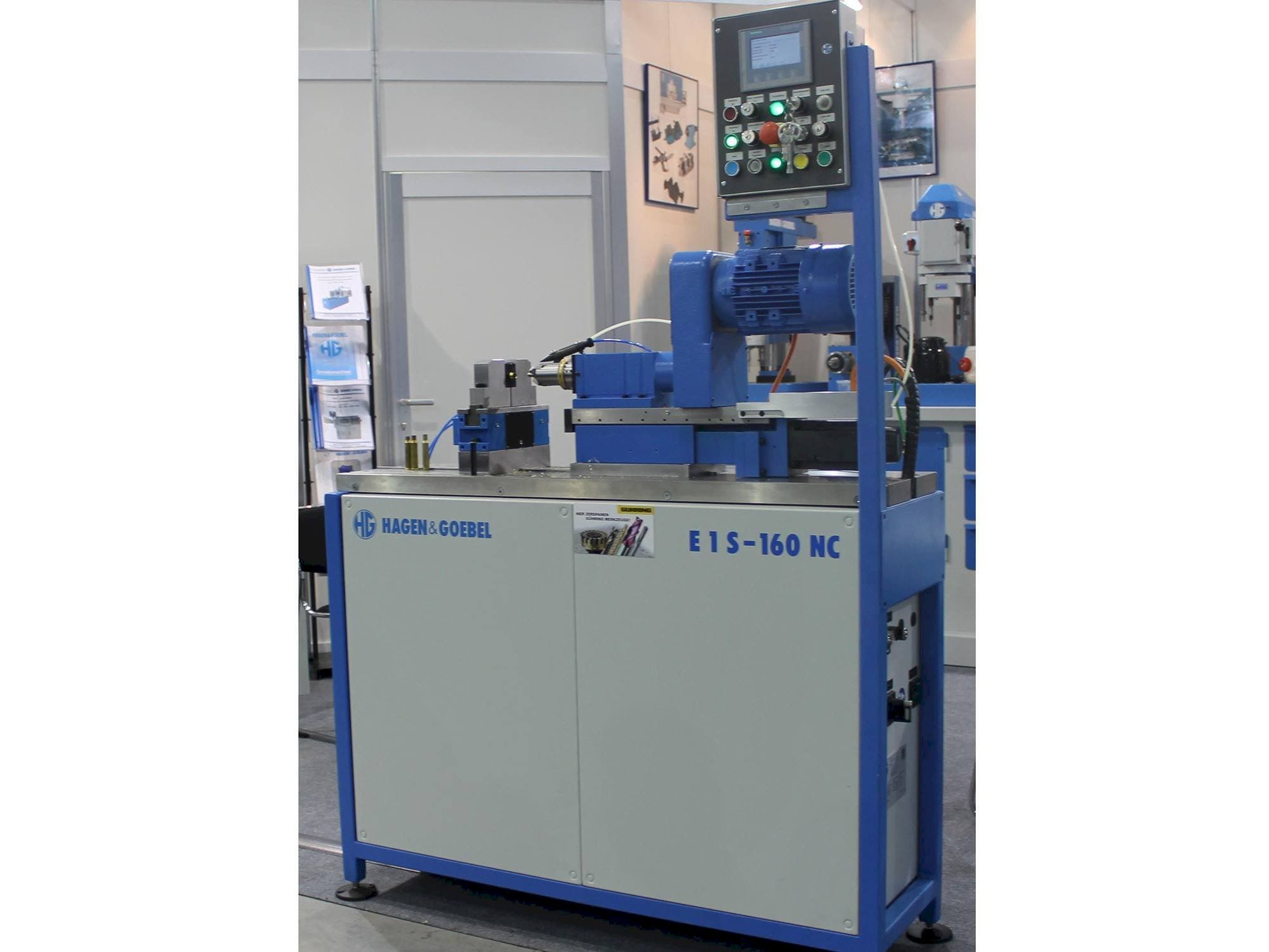 Prikaz  stroja HAGEN&GOEBEL E 1 S – 160 NC  sprijeda