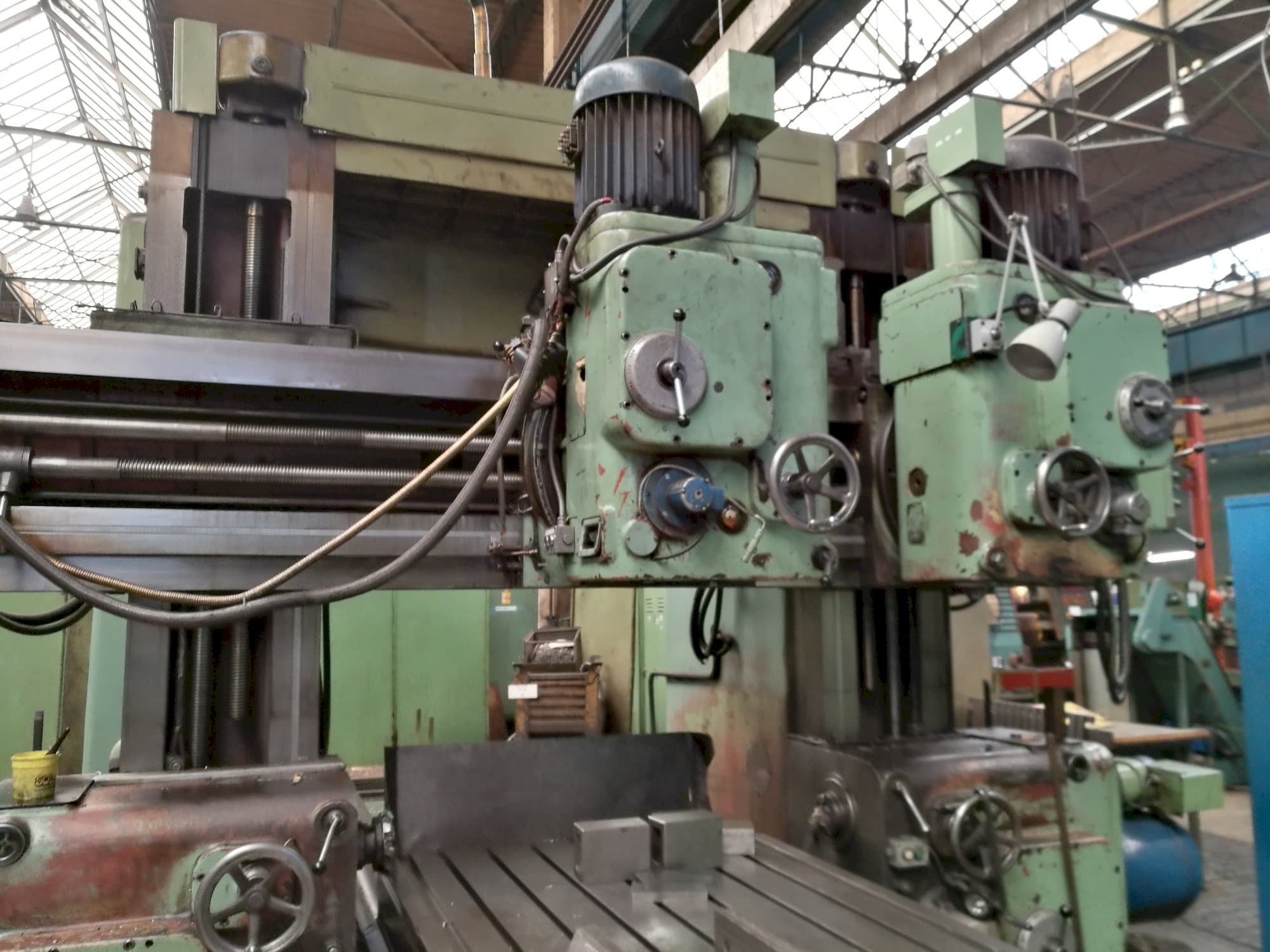 Prikaz lijeve strane  stroja ZPS FP 16