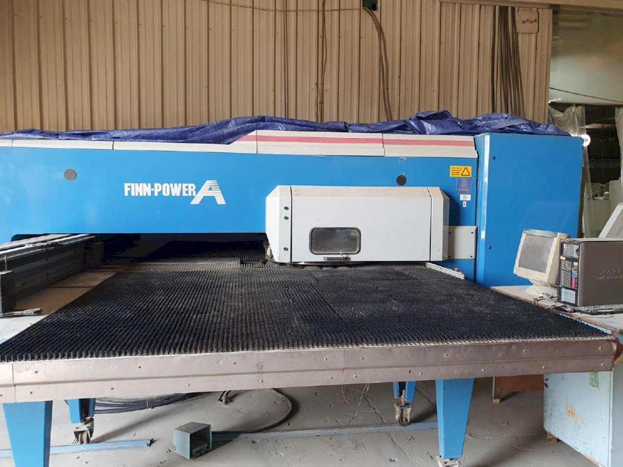 Prikaz  stroja Finn-Power A5-5 FB  sprijeda