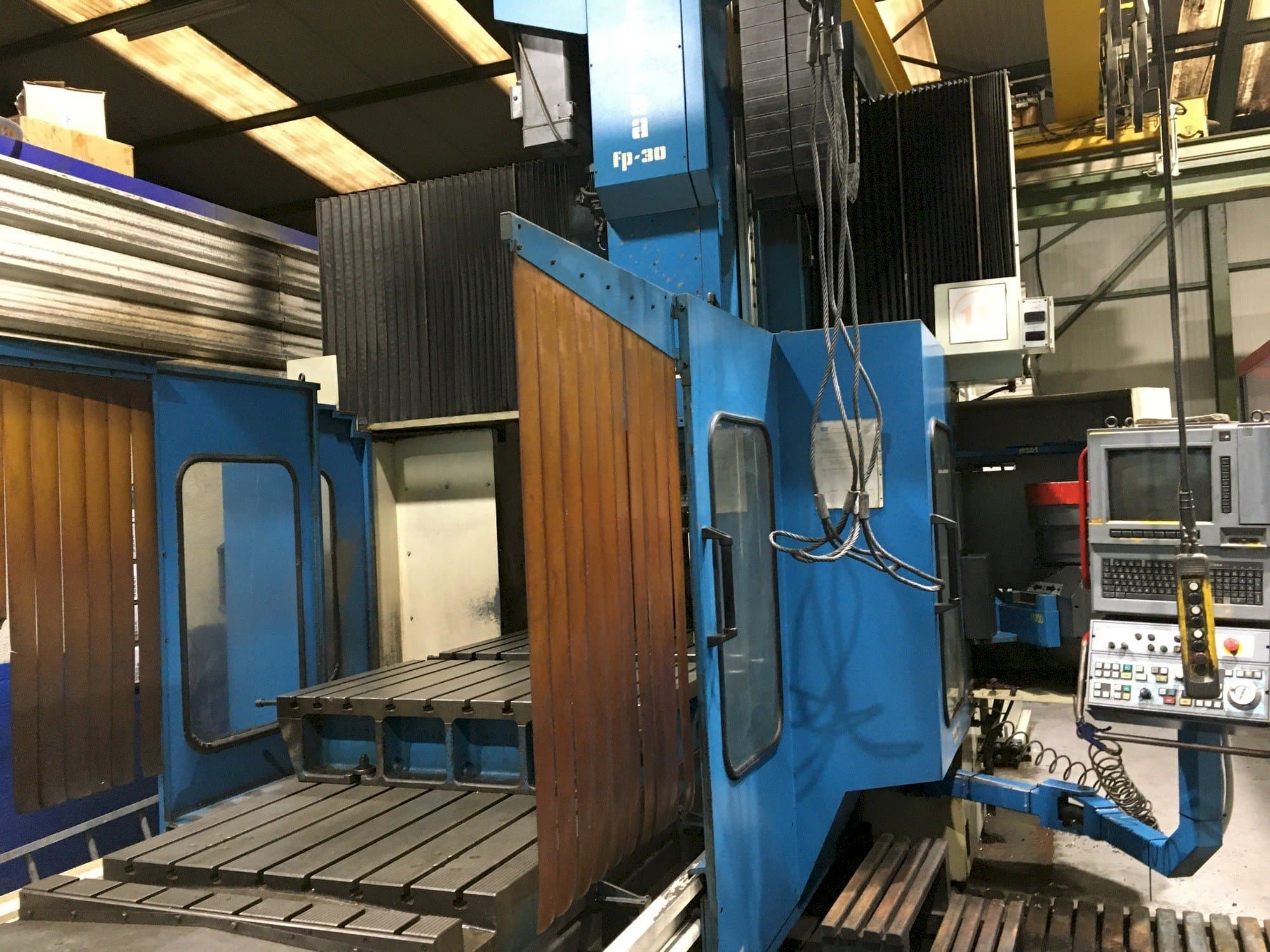 Prikaz  stroja Correa FP 30/30  sprijeda