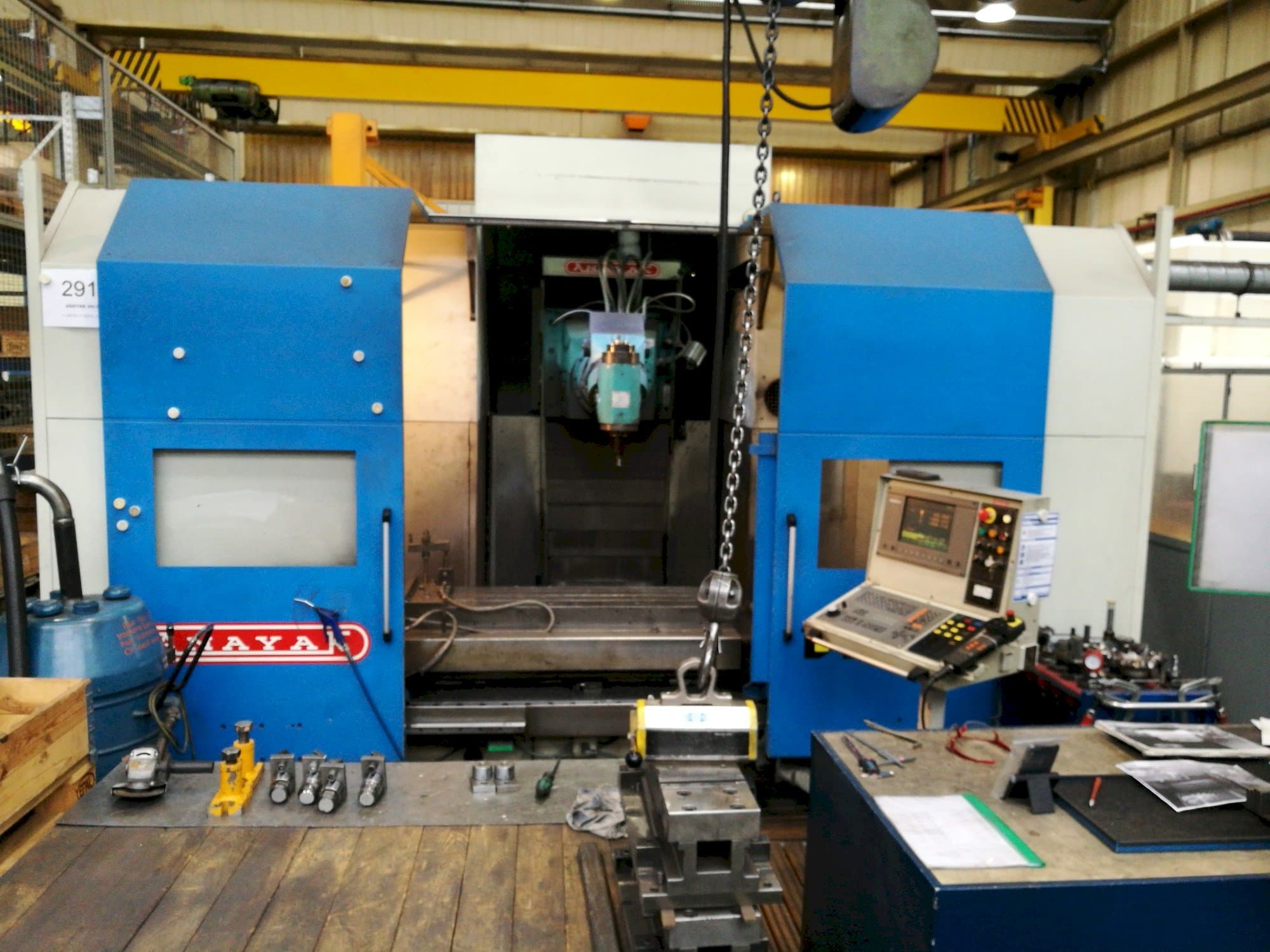 Prikaz  stroja ANAYAK VH-1800  sprijeda