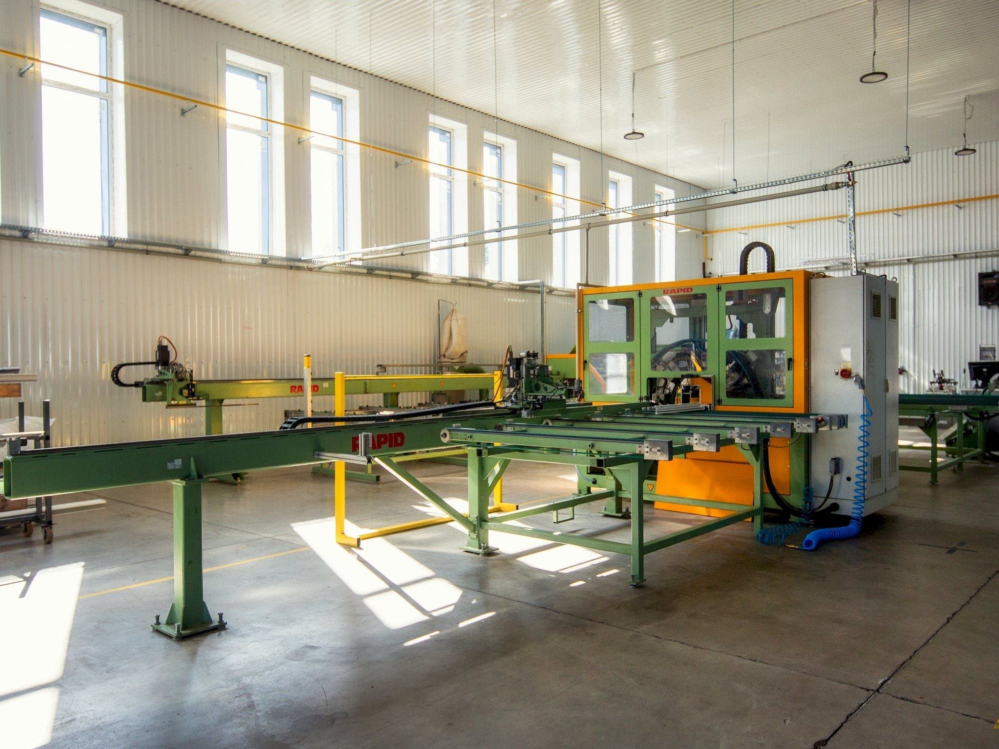 Prikaz  stroja RAPID MFC EVOLUTION II  sprijeda