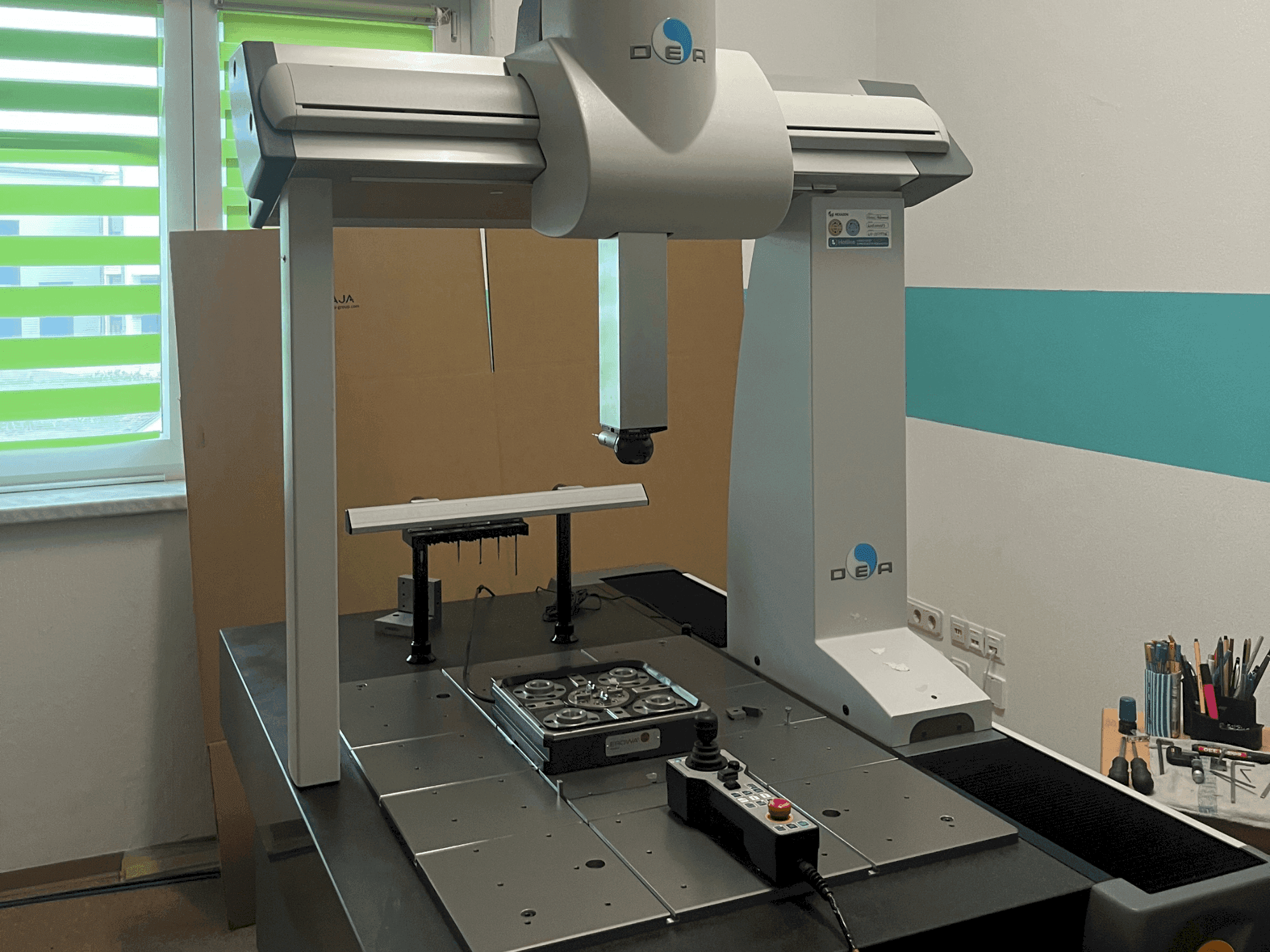 Prikaz  stroja Hexagon Global 07.10.07  sprijeda