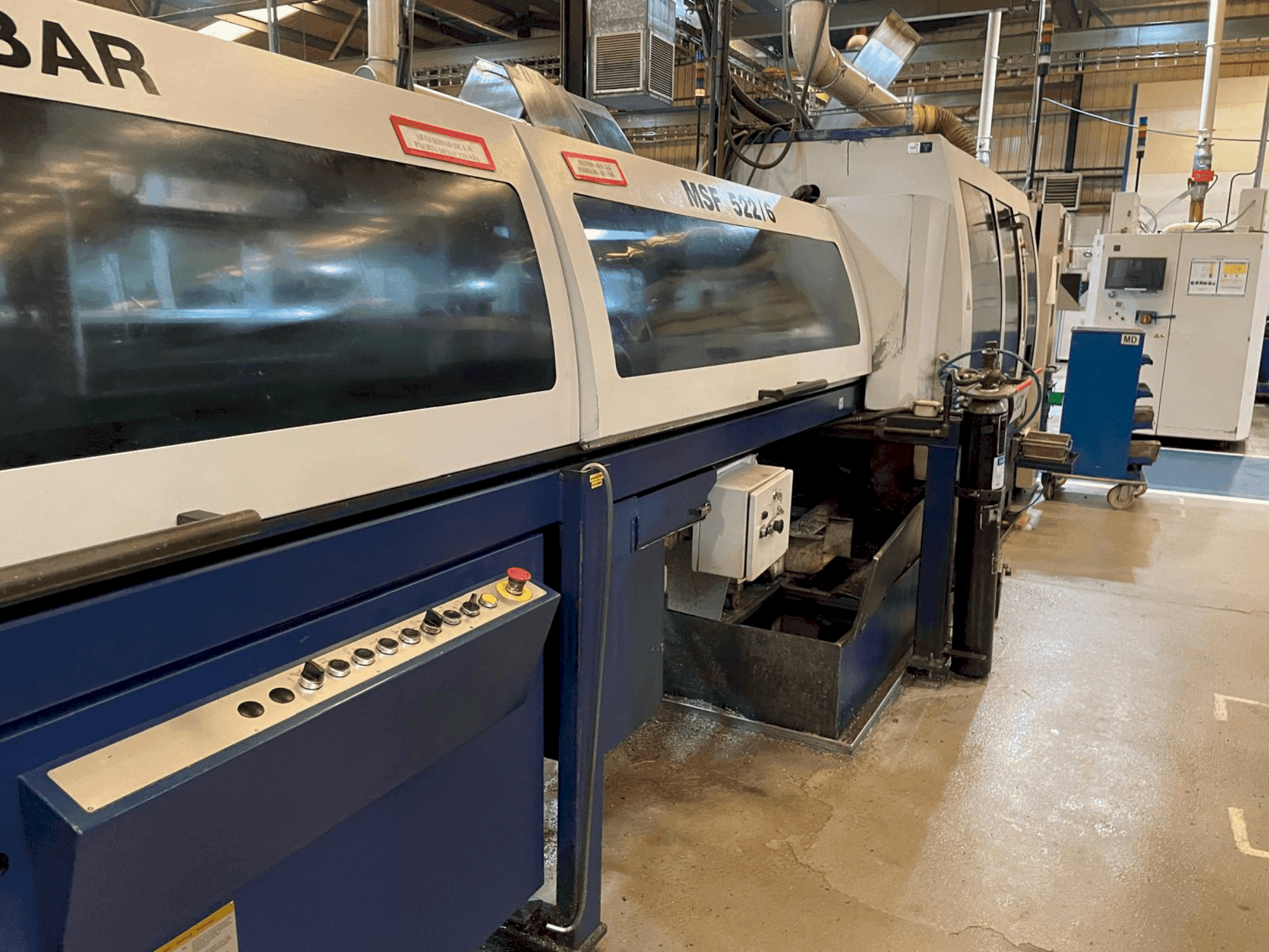 Prikaz  stroja Tornos-Bechler MultiDeco 26-6 (2000)  sprijeda