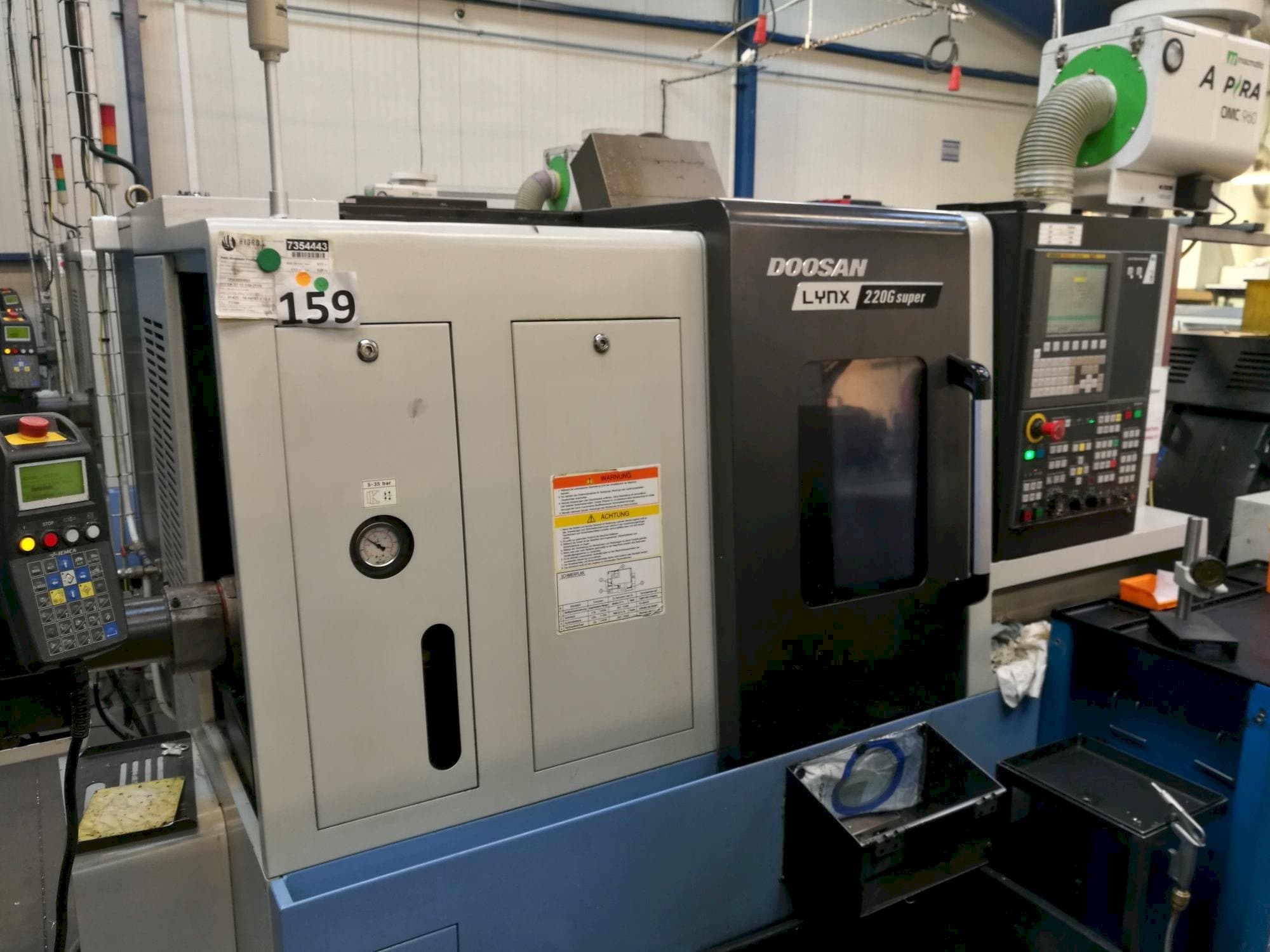 Prikaz stroja Doosan Lynx 220GA  slijeva