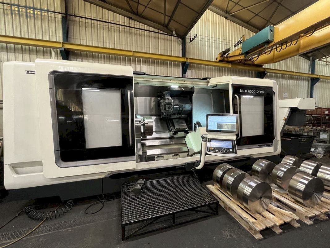 Prikaz lijeve strane  stroja DMG MORI NLX 6000 | 2000