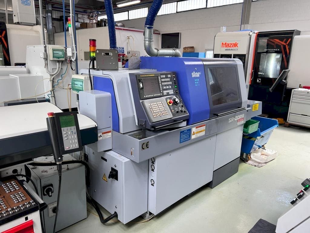 Prikaz  stroja Star SR-20RIII  sprijeda