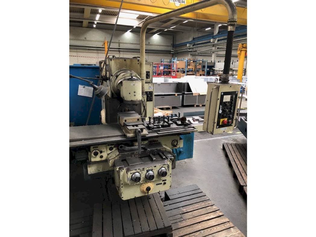 Prikaz  stroja ELEKTRONIK F400-E  sprijeda