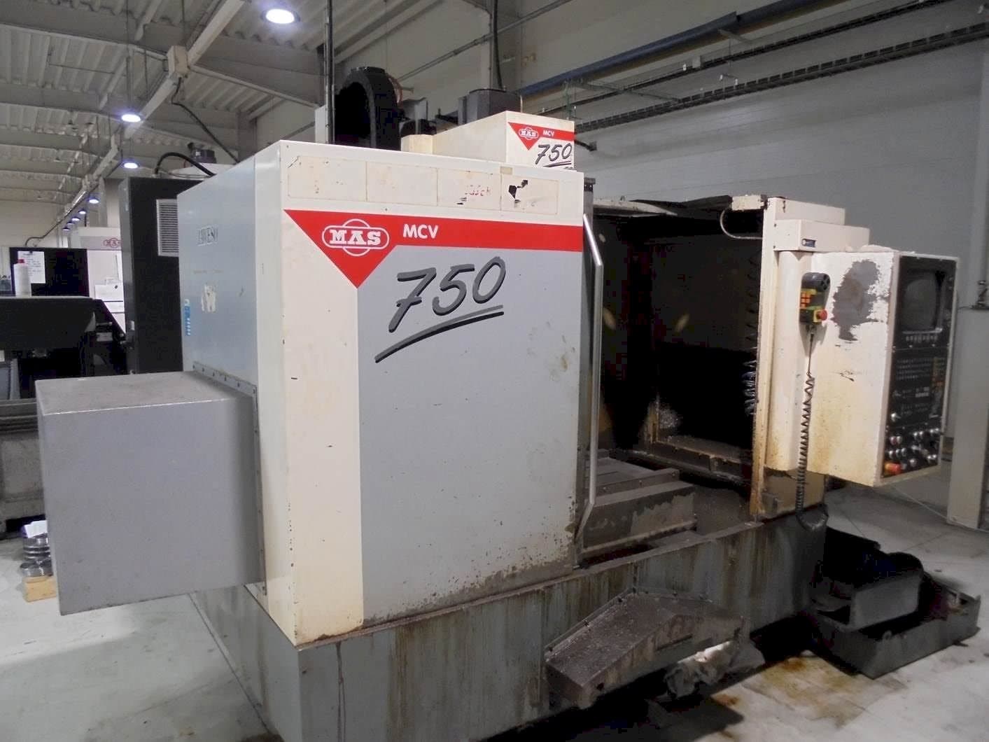 Prikaz  stroja KOVOSVIT MAS MCV 750  sprijeda