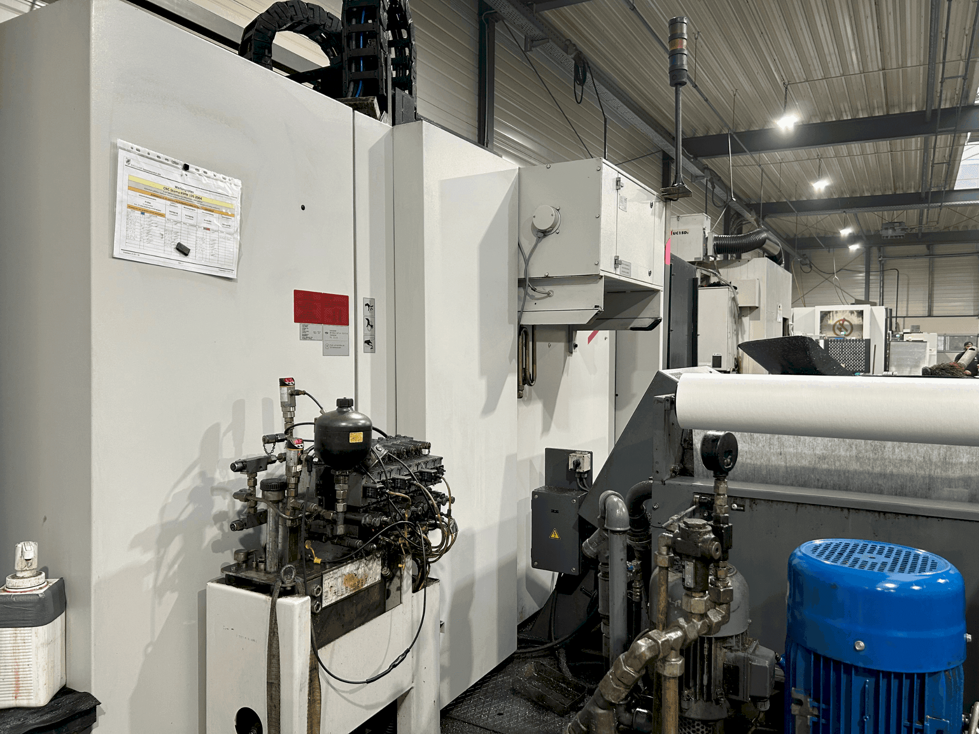 Prikaz  stroja STAMA MC 326 TWIN  sprijeda