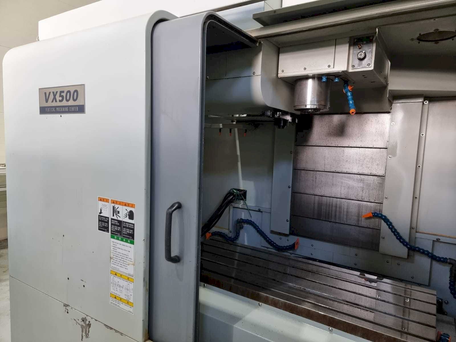 Prikaz  stroja Hyundai Wia VX500  sprijeda