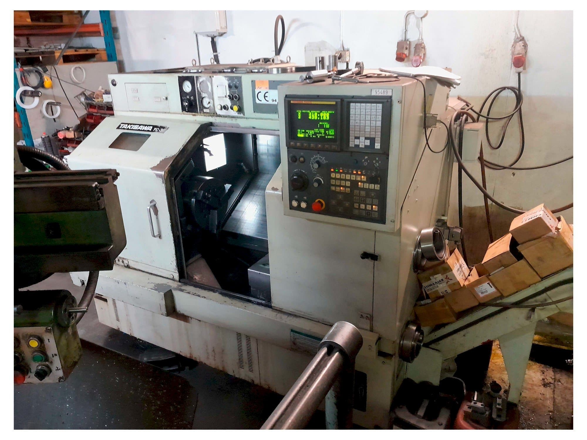 Prikaz  stroja Takisawa TC-30  sprijeda