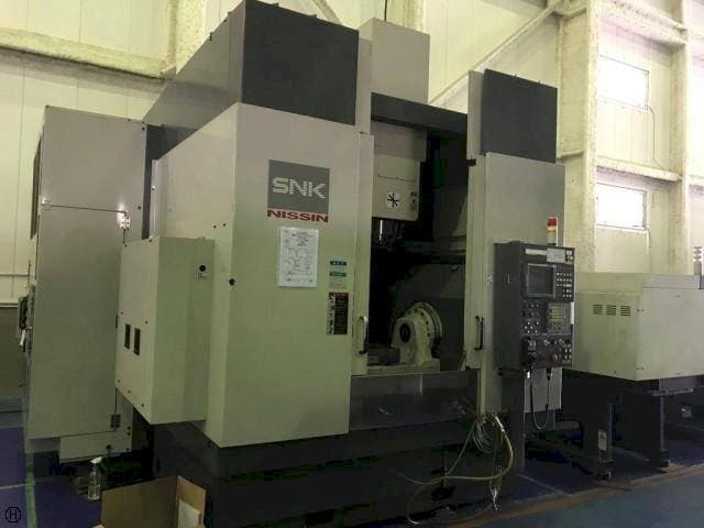 Prikaz  stroja SNK Nissin  sprijeda