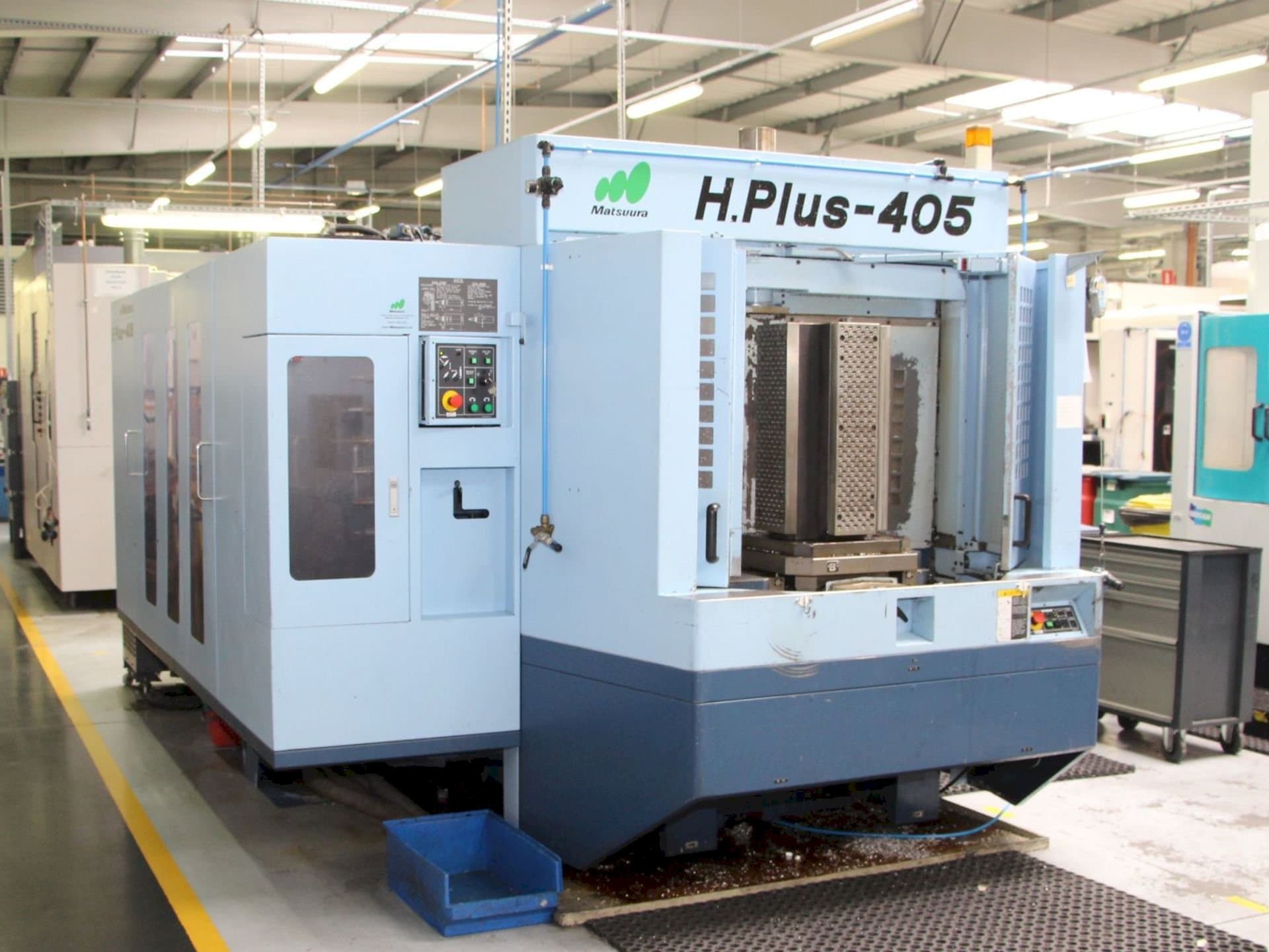 Prikaz  stroja Matsuura H-Plus 405  sprijeda