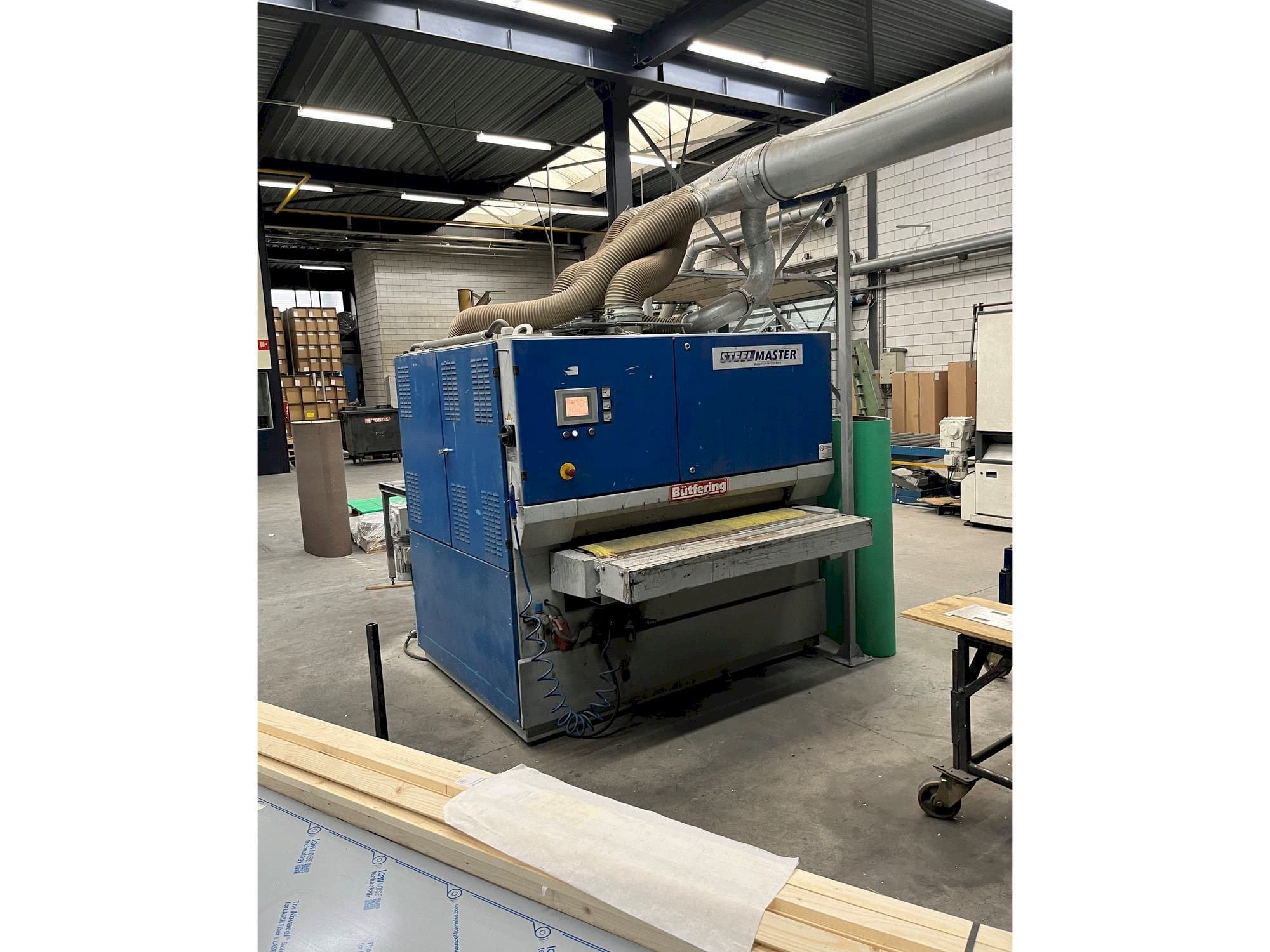 Prikaz stroja BUTFERING PRIMA 313 RRT sprijeda
