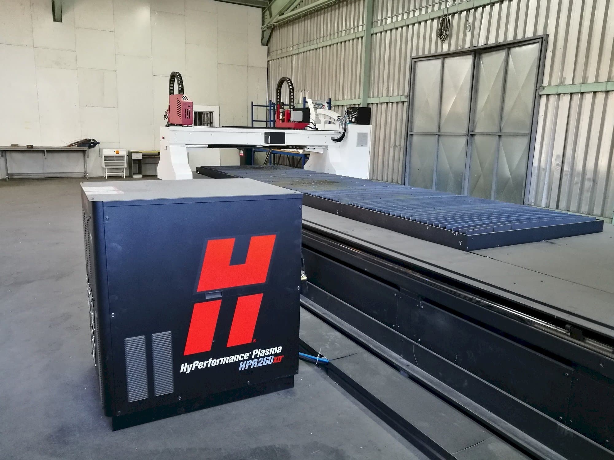 Prikaz  stroja Baykal BPL-H 1506  sprijeda