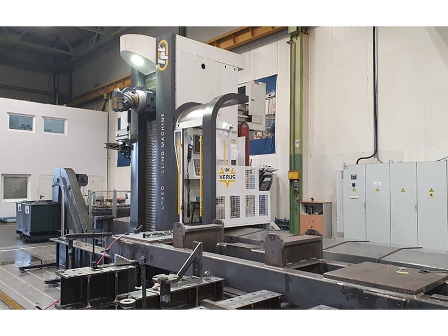 Prikaz  stroja FPT VERUS  sprijeda