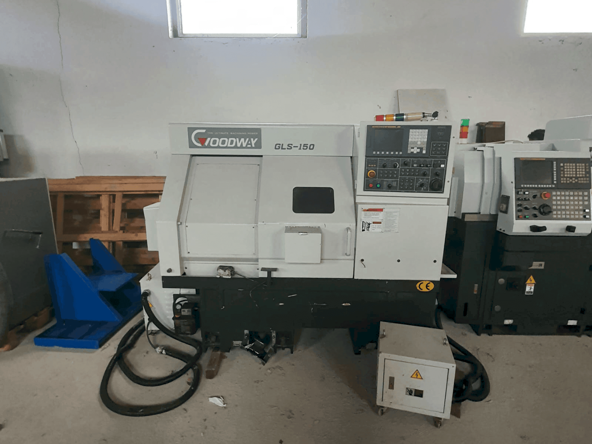 Prikaz  stroja Goodway GLS-150 M  sprijeda