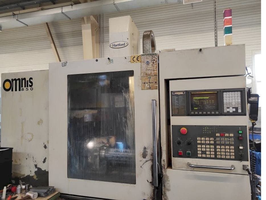 Prikaz stroja Hartford Omnis 850 sprijeda