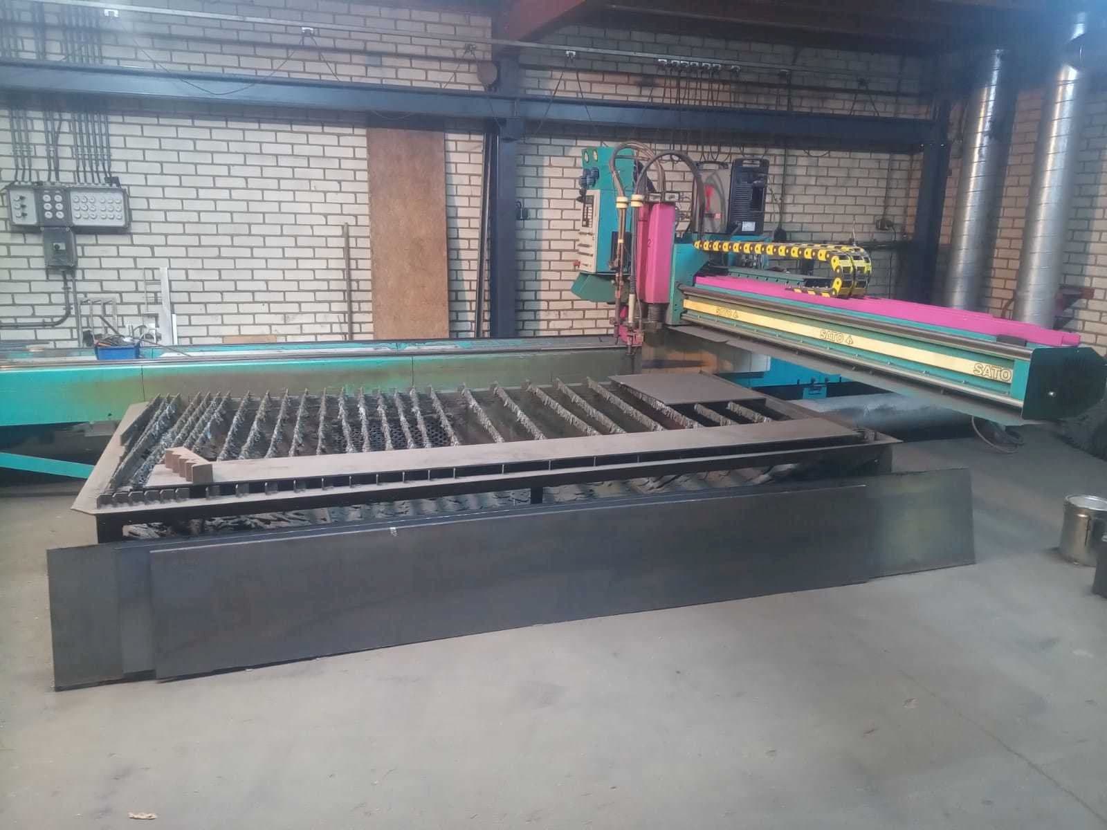 Prikaz  stroja SATO SATRONIK C2500  sprijeda