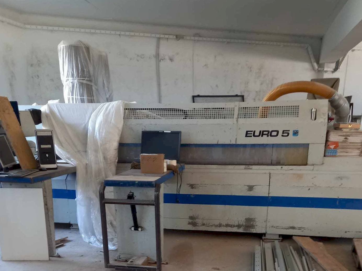 Prikaz  stroja PANHANS EURO 5  sprijeda