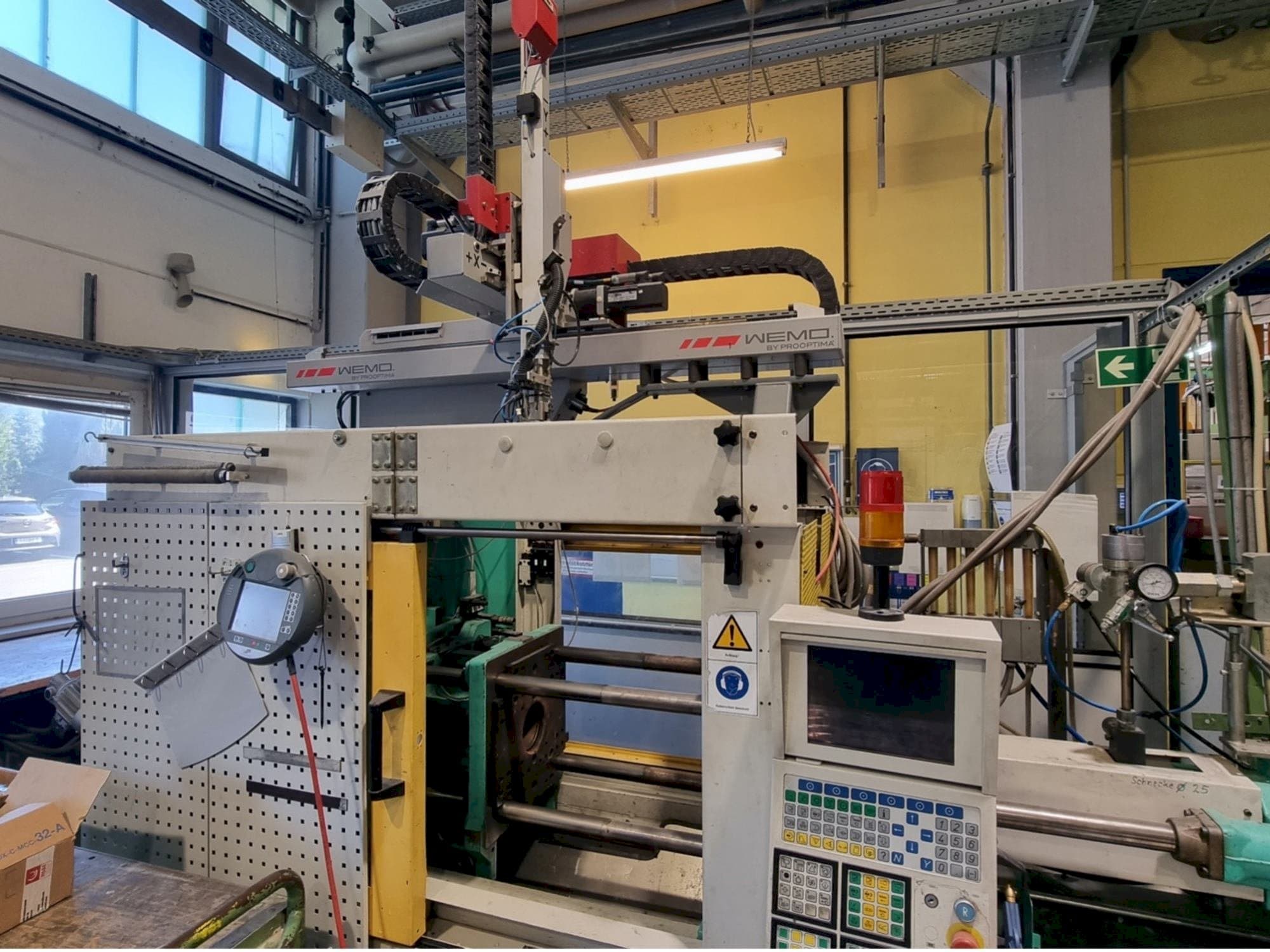 Prikaz  stroja Arburg ALLROUNDER Centex 270 C 500 - 250  sprijeda