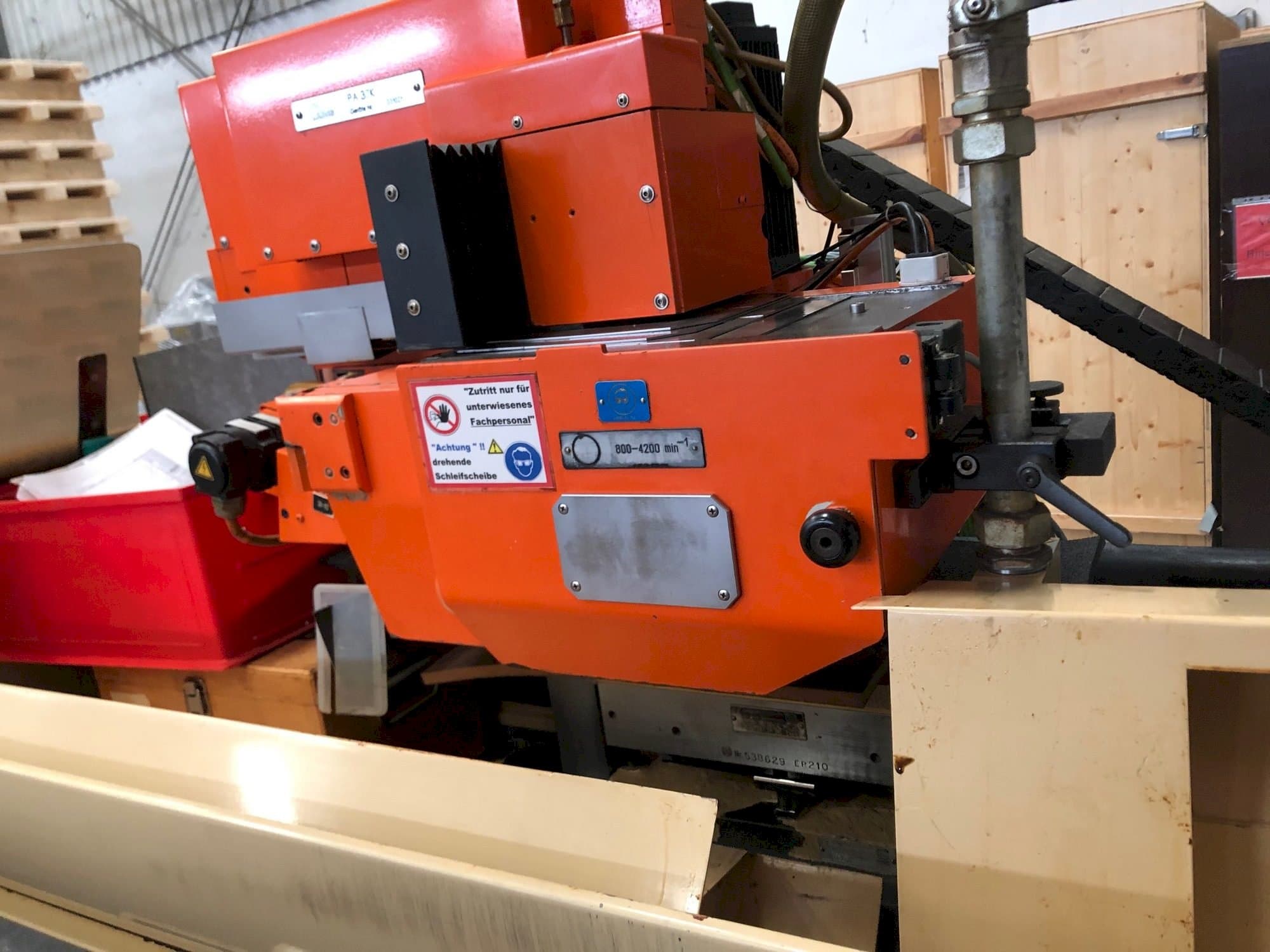 Prikaz  stroja JUNG JF 525 N  sprijeda