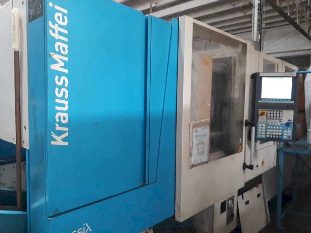 Prikaz  stroja Krauss Maffei 160/750 CX  sprijeda