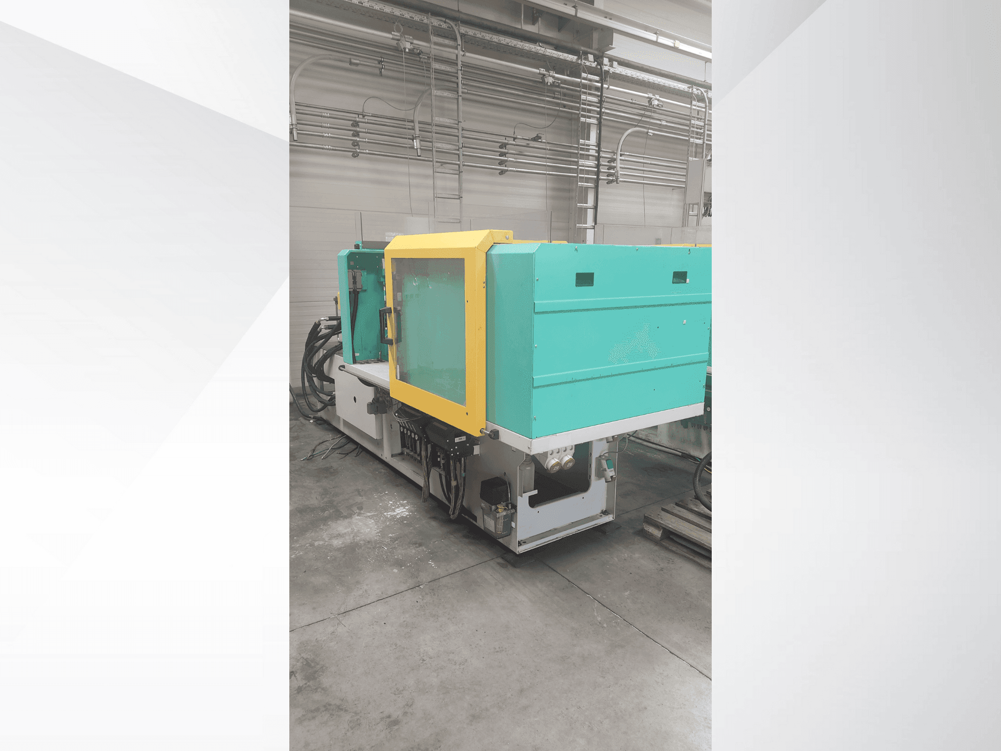 Prikaz  stroja Arburg 470 H 1000-290  sprijeda