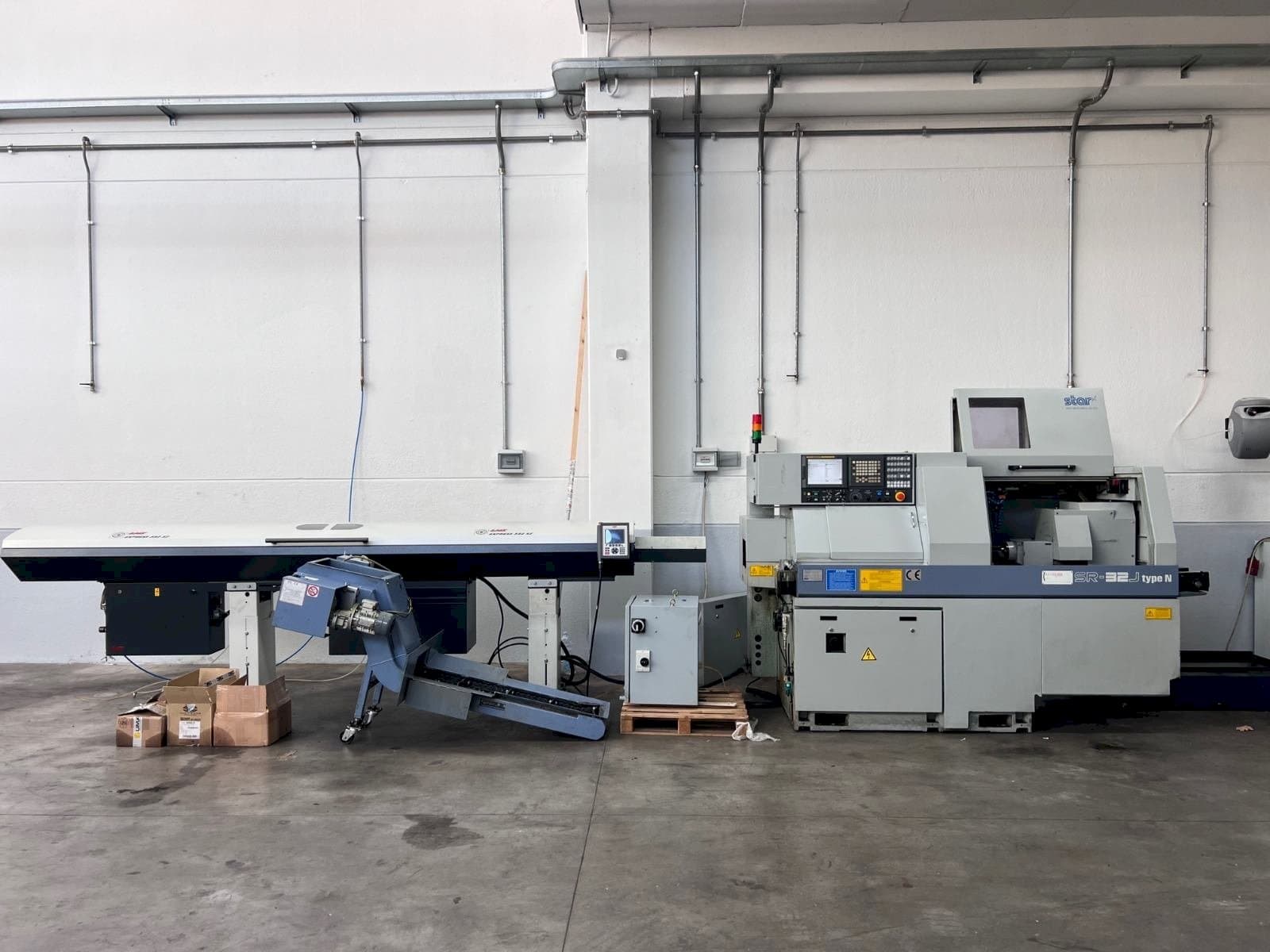 Prikaz  stroja Star SR-32J type N  sprijeda